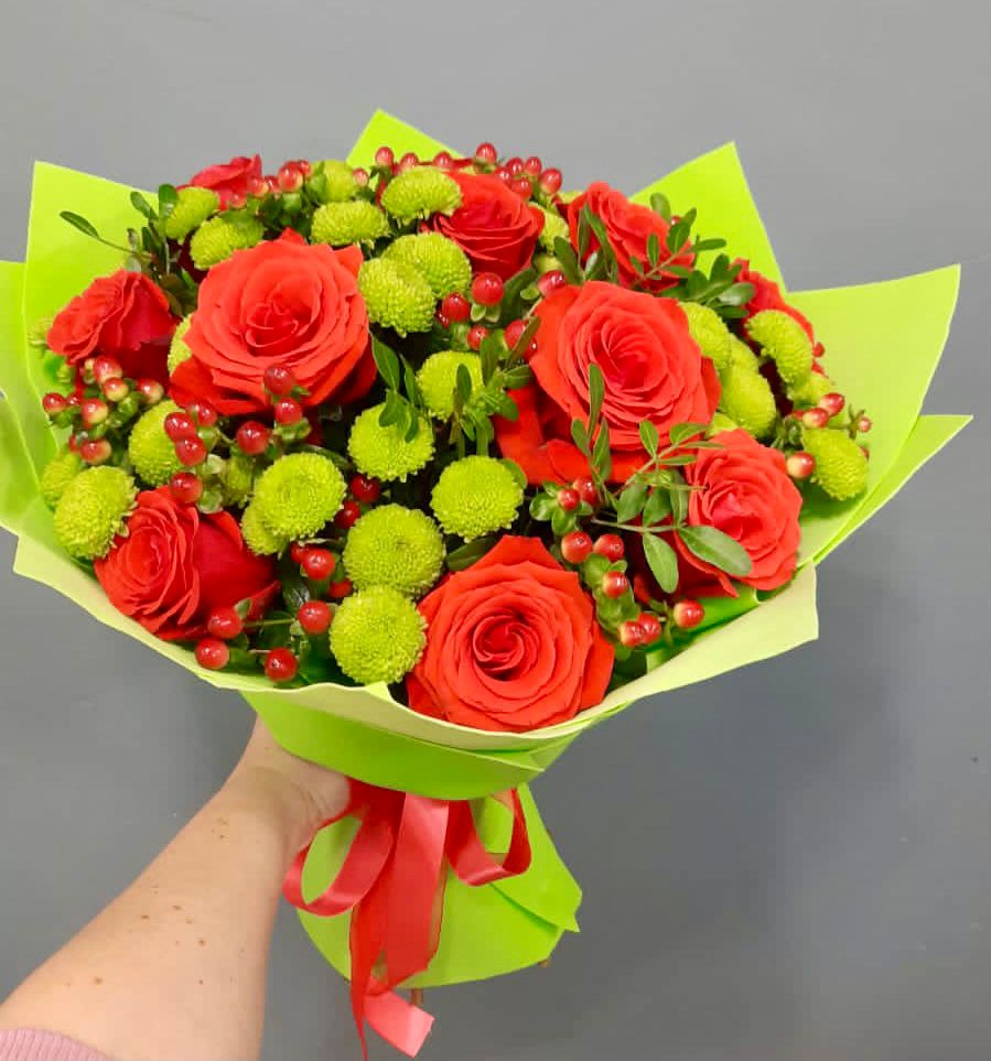 Букет цветов из: Хризантемы и Розы в Дарасун