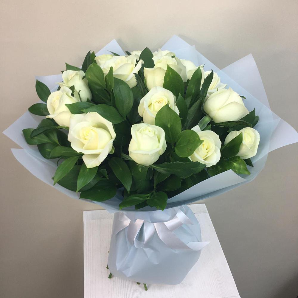 Букет 15 Белых роз Проуд в Дарасун