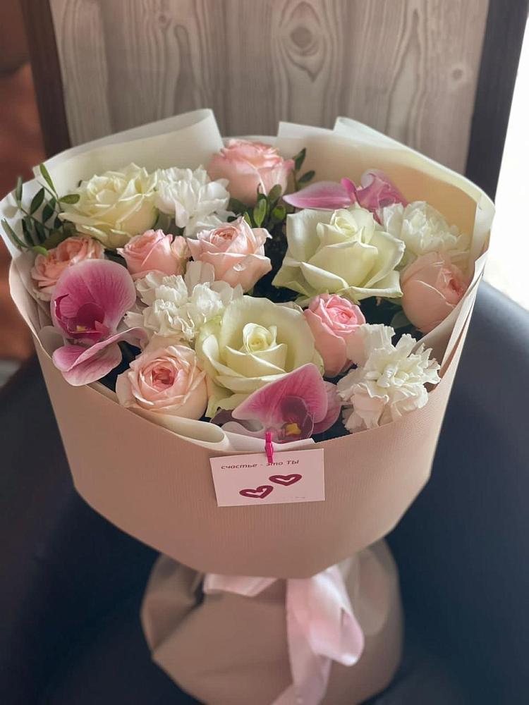 Букет цветов из: Орхидеи, Розы и Гвоздики в Дарасун