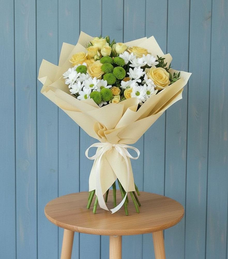 Букет цветов из: Хризантемы и Розы в Дарасун