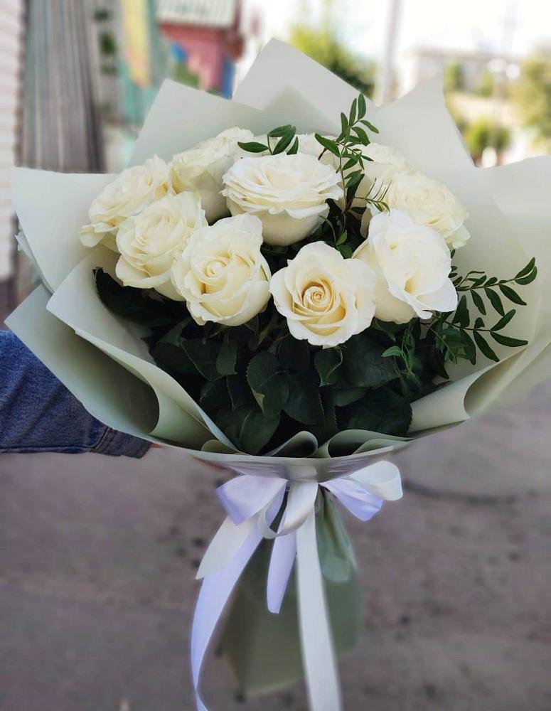 Букет Белые розы Проуд в Дарасун