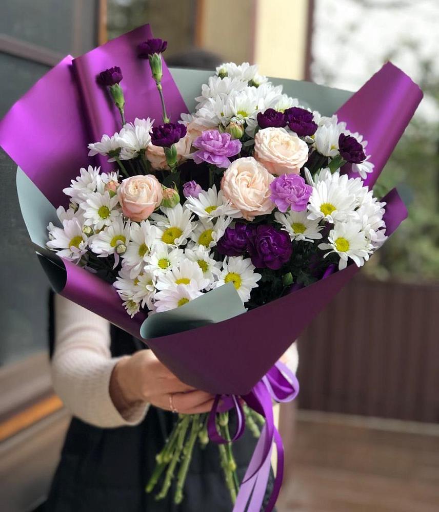 Букет цветов из: Хризантемы, Гвоздики и Розы в Дарасун