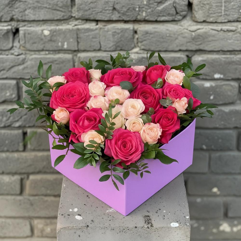Композиция моя любовь в Дарасун Цветочная композиция из Розы в коробке в Дарасун