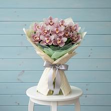 Букет цветов из:  Орхидеи и Розы в Дарасун