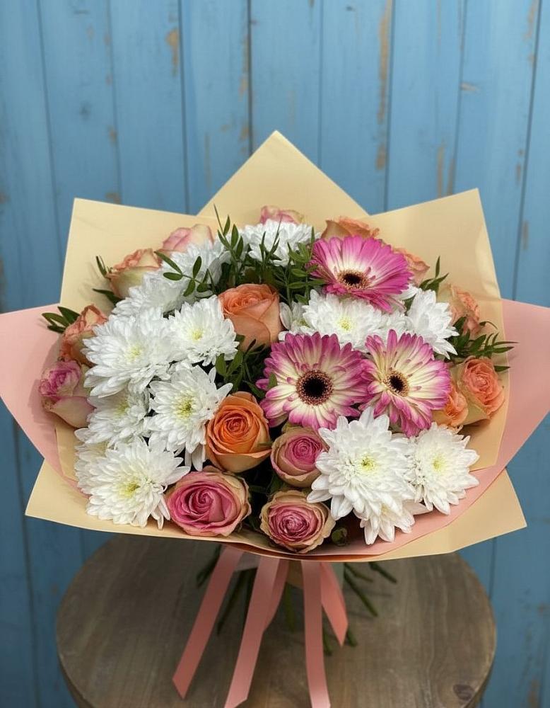 Букет цветов из: Розы, Герберы и Хризантемы в Дарасун