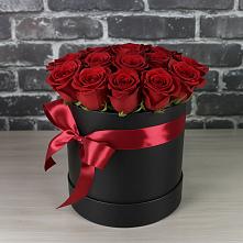 Композиция исключительность в Дарасун Цветочная композиция из Розы в шляпной коробке в Дарасун